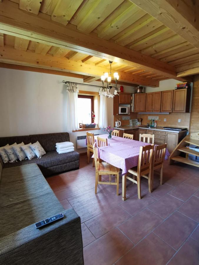 Drevenica Zapadne Tatry S Kupacou Kadou A Krbom Lejlighed Žiar Eksteriør billede